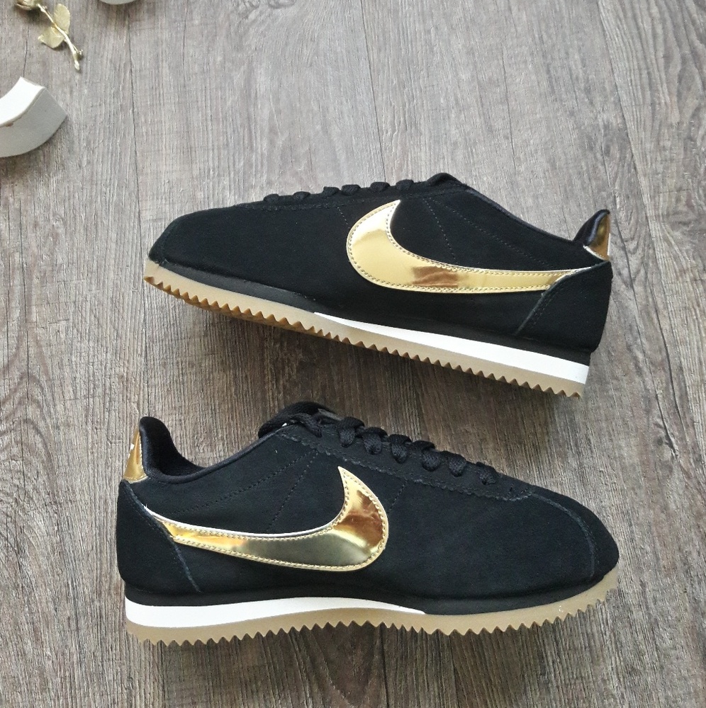 NEW Nike Classic Cortez LE - Picture 4 of 6